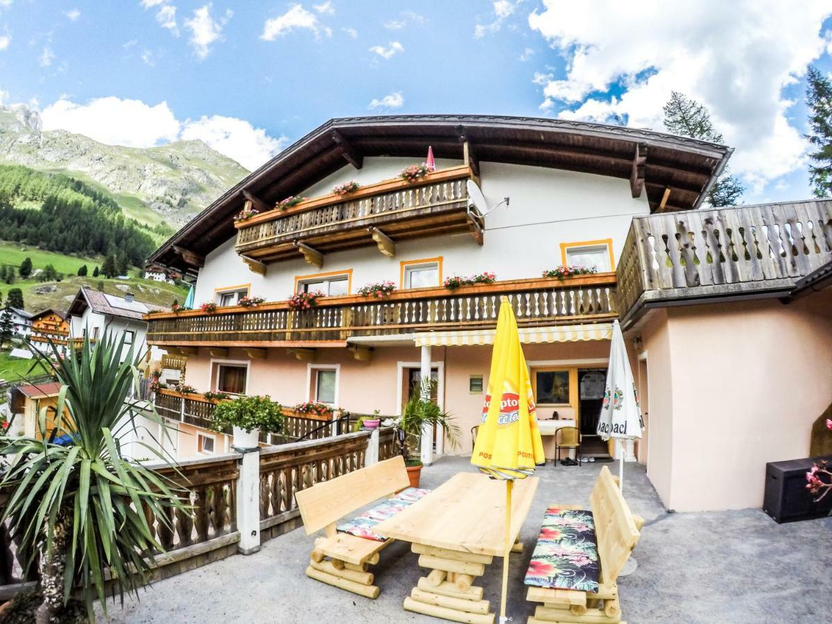 Haus Bergblick Appartement Prägraten Buitenkant foto